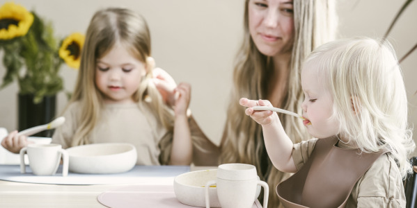 Kind & Ernährung - das passende Geschirr von Baby- bis Kinderalter 